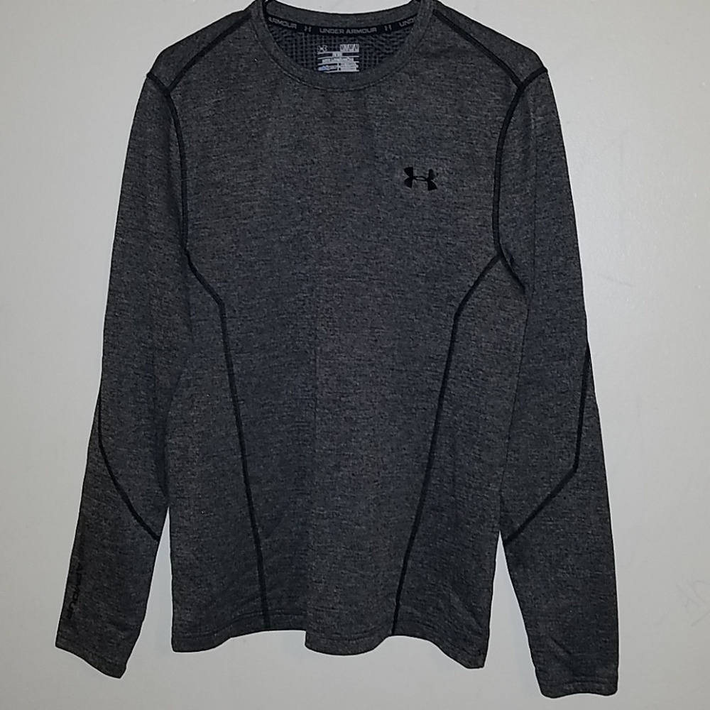 Under Armour Fitted Tee shirt, Long Sleeve